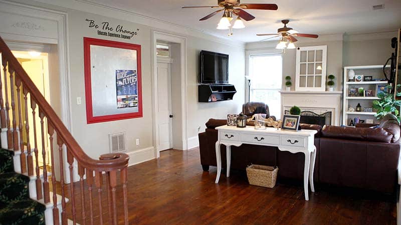 clubhouse-md-04