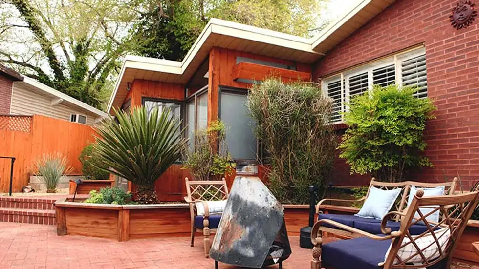 structured-residential-living-environment-young-adults-modern-common-area. Structured residential living environment for young adults with modern common area, natural light, neutral tones, and comfortable seating.